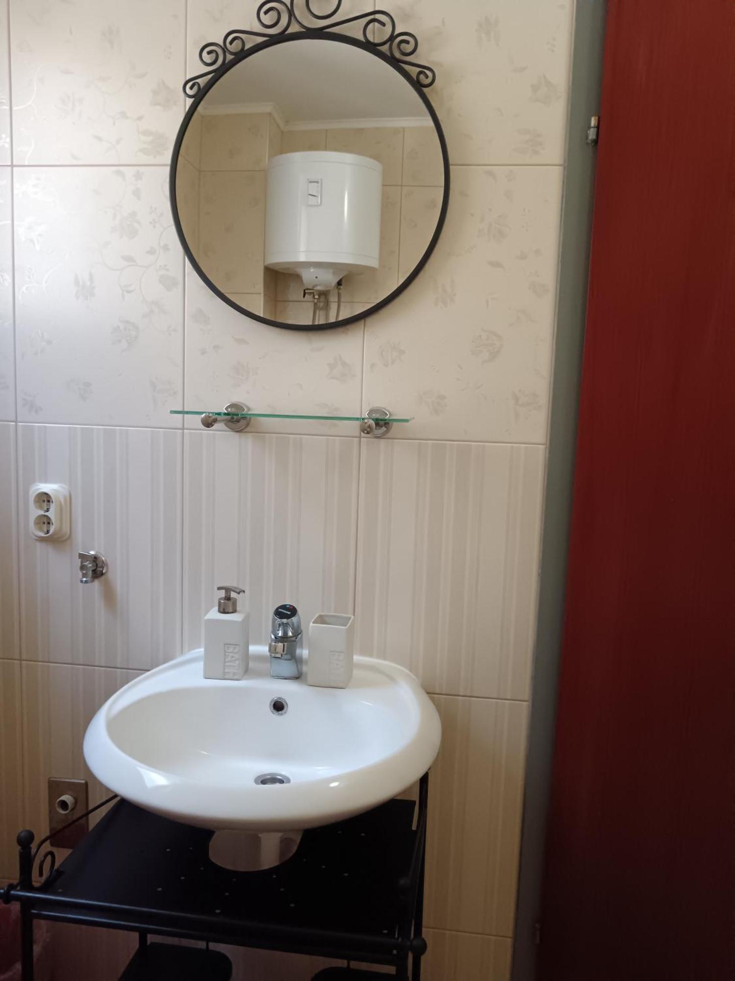 Apartmani More Komarna Eksteriør bilde